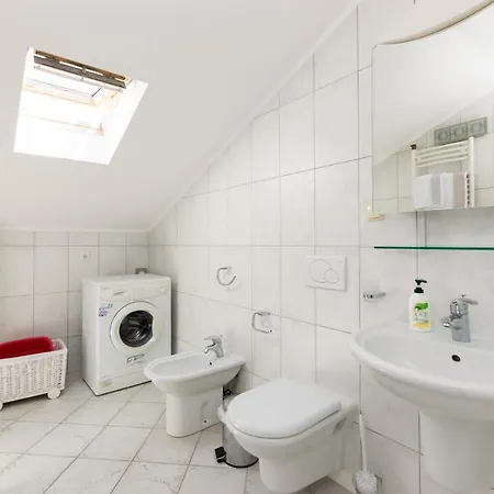Rada I Stanislav Apartman *