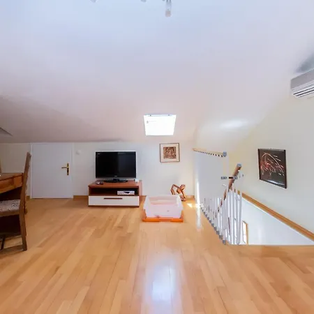 Rada I Stanislav Apartamento *